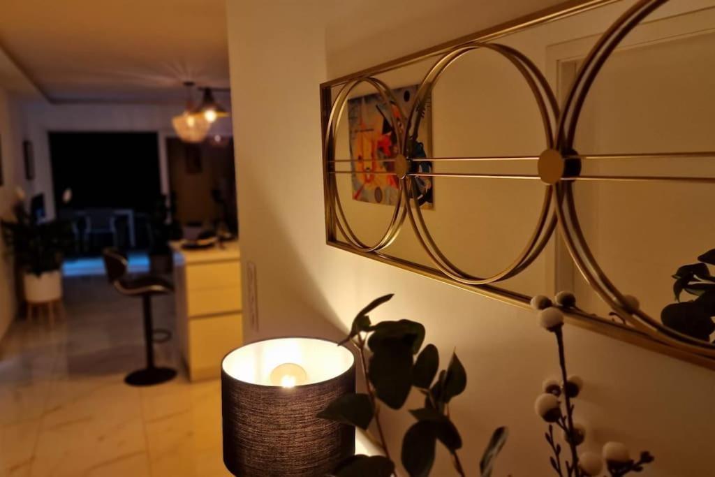 Suite Prestige Logement Neuf Avec Spa Et Ecran De Cinema En Rez De Jardin コルマール エクステリア 写真