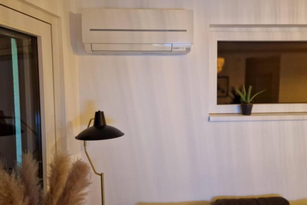 Suite Prestige Logement Neuf Avec Spa Et Ecran De Cinema En Rez De Jardin コルマール エクステリア 写真